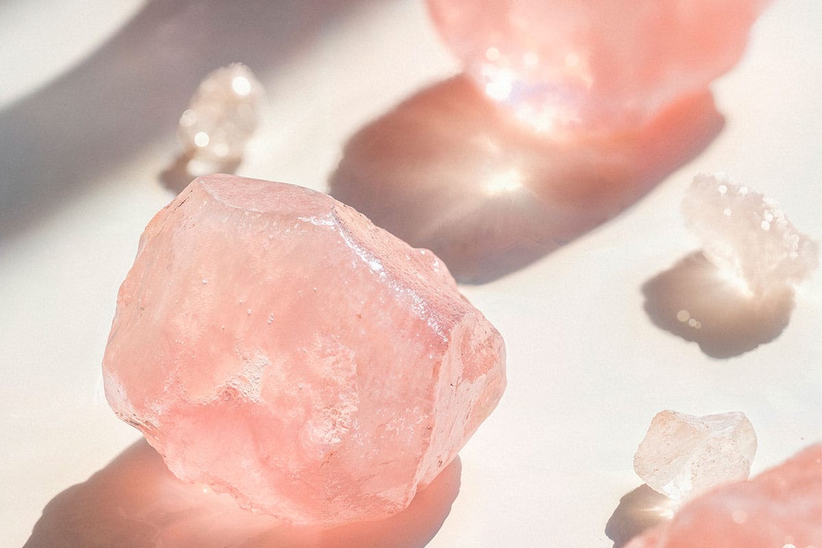 Quartz rose, pierre de l'amour