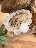 Bracelet Cristal de roche mat ,Fleur de cristal
