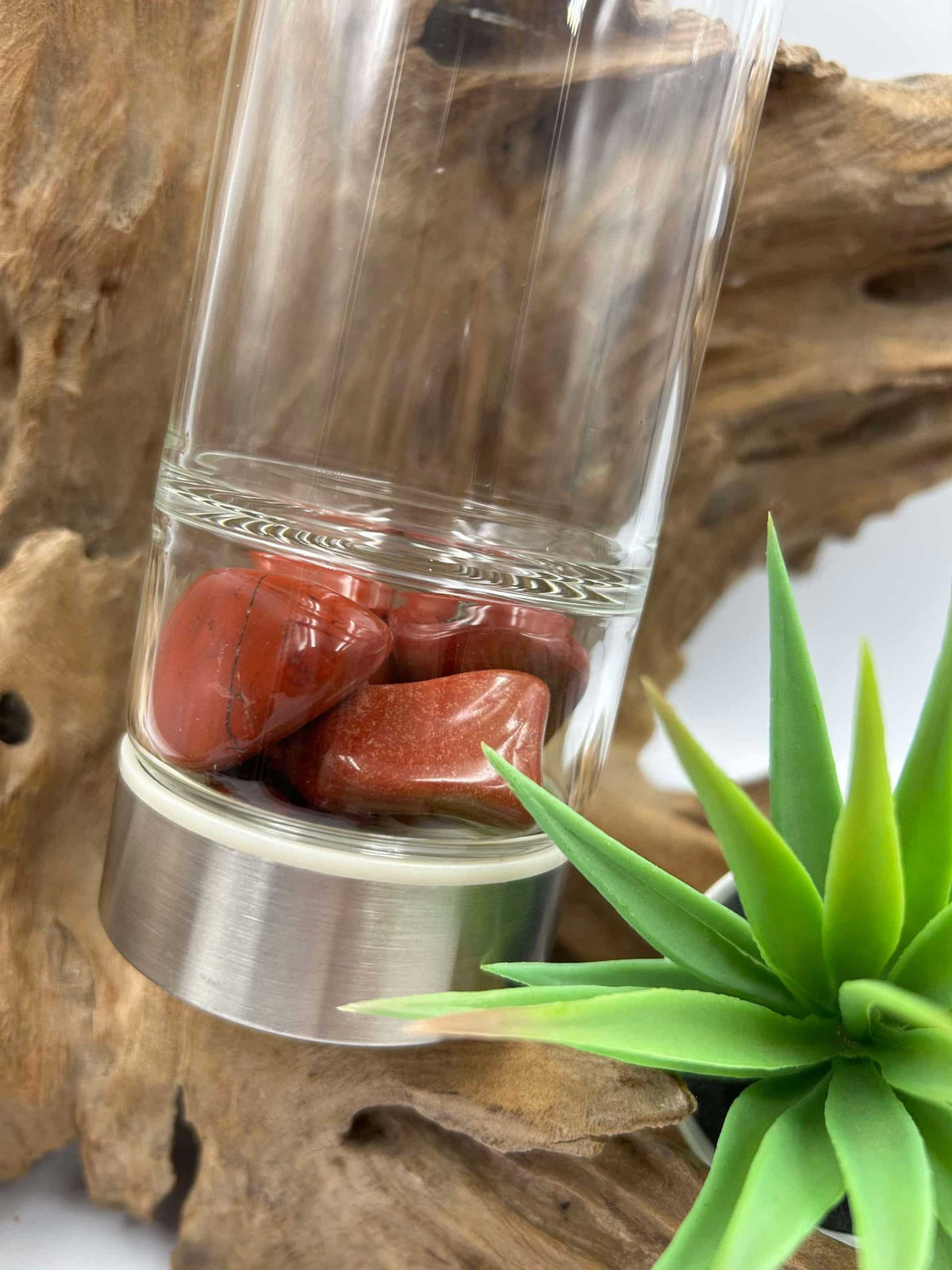 Bouteille d’élixir en verre, jaspe rouge