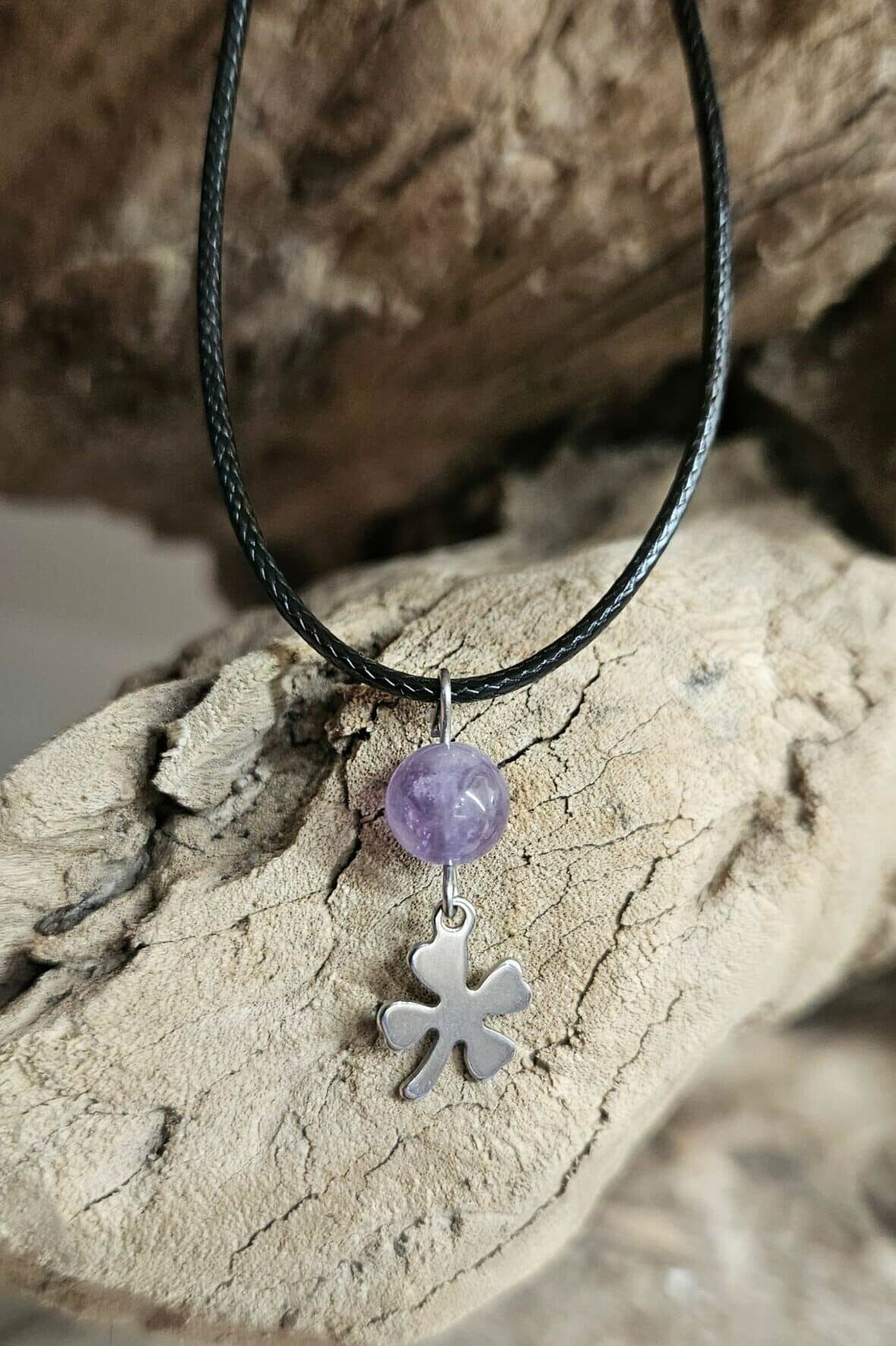 Collier porte bonheur Améthyste