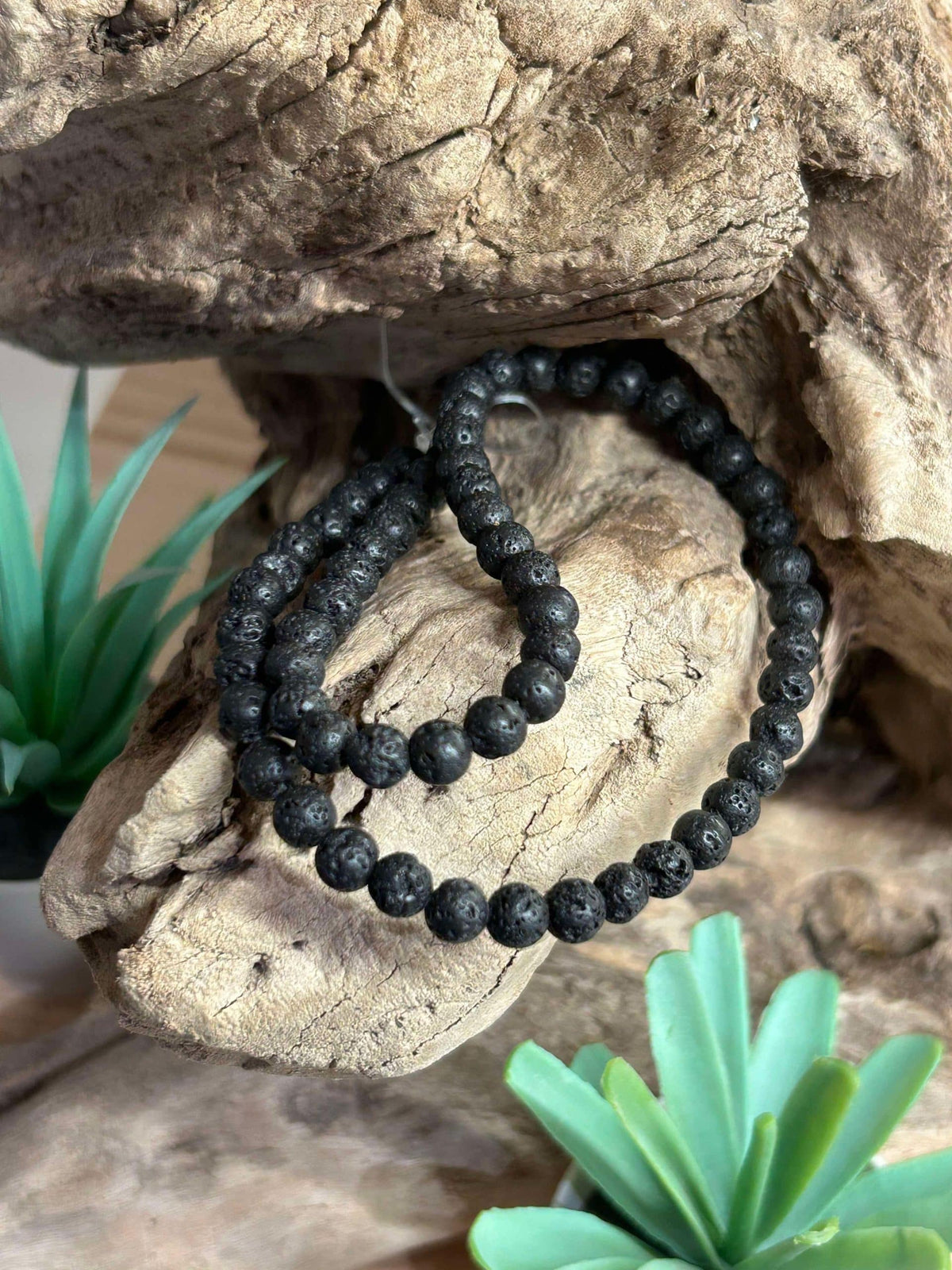 Brin de perles-Pierre de lave naturelle 6mm