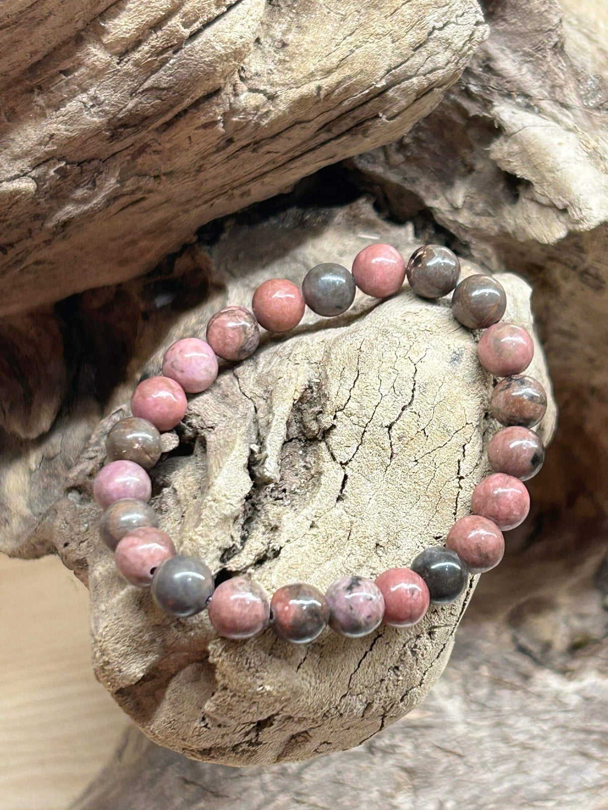 Bracelet en Rhodonite – Apaisement et Harmonie Émotionnelle