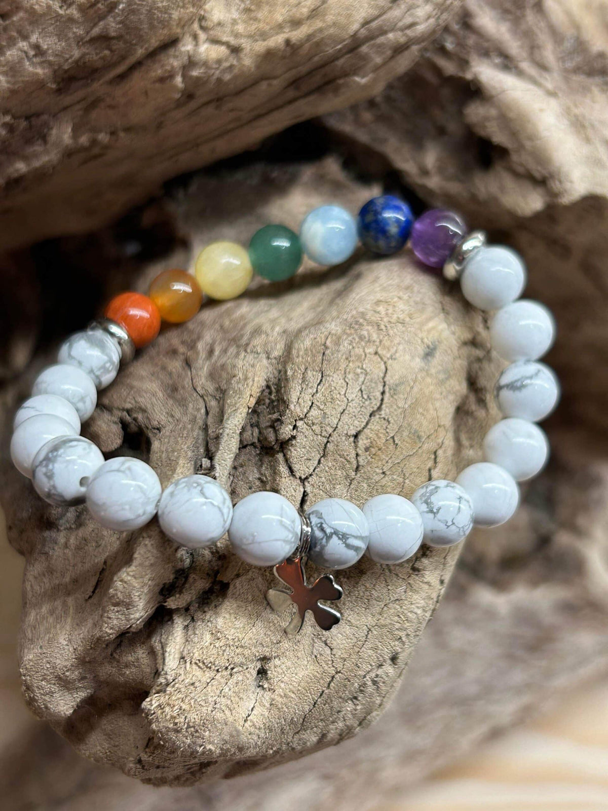 Bracelet Chakras Howlite – Équilibre énergétique et apaisement