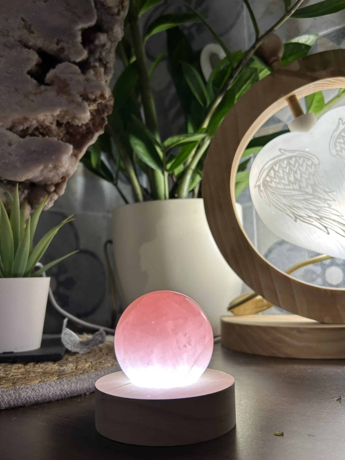 Lampe bébé boule quartz rose